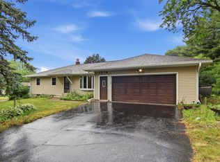 1218 Raedel Rd, Eau Claire, WI 54703