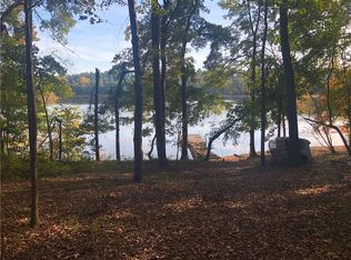 215 Beaver Ln, Townville, SC 29689