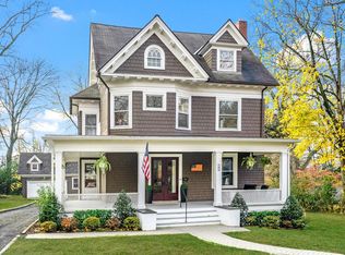 13 Winslow Rd, White Plains, NY 10606