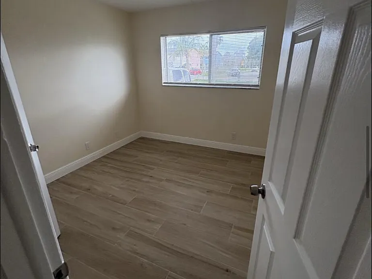 1501 Crescent Cir — Photo 9