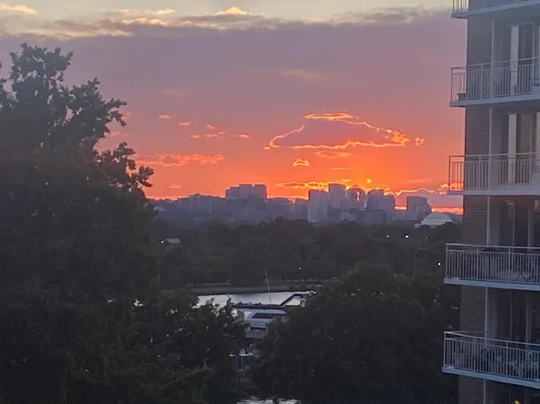 1435 4th St SW APT B504, Washington, DC 20024