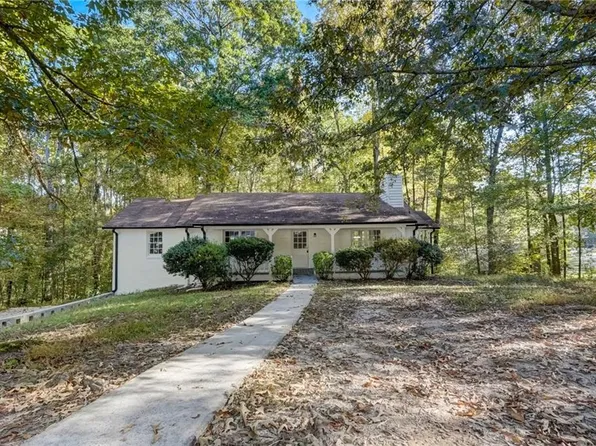 120 Oak Creek Ct, Dallas, GA 30157