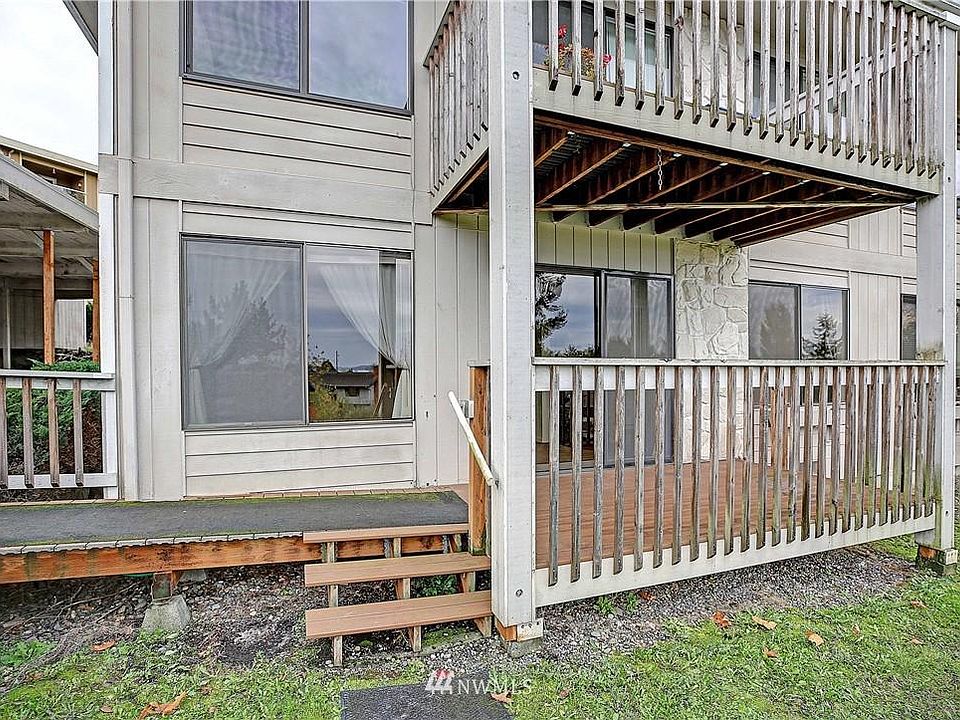 1st image of 8400 276th Pl NW APT 1