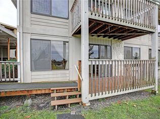 8400 276th Pl NW APT 1, Stanwood, WA 98292