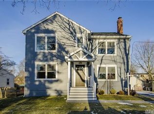 2403 Oxford St, East Meadow, NY 11554