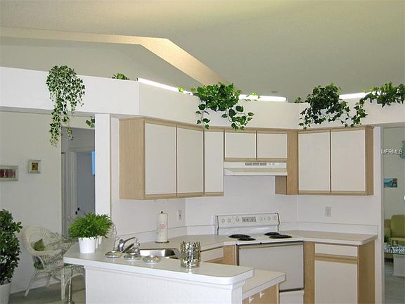 4th image of 6270 25th Way S