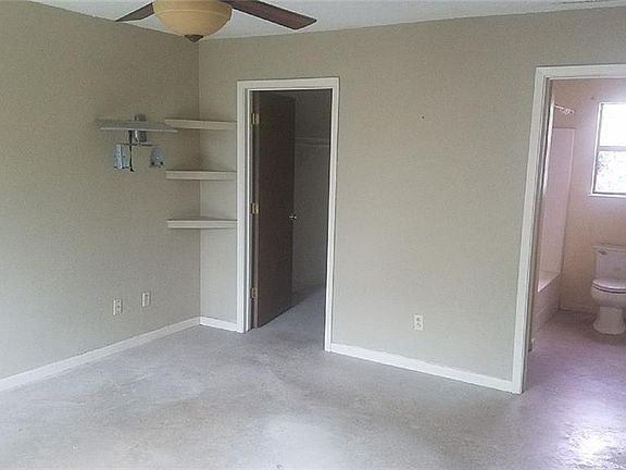 4th image of 616 Peak St