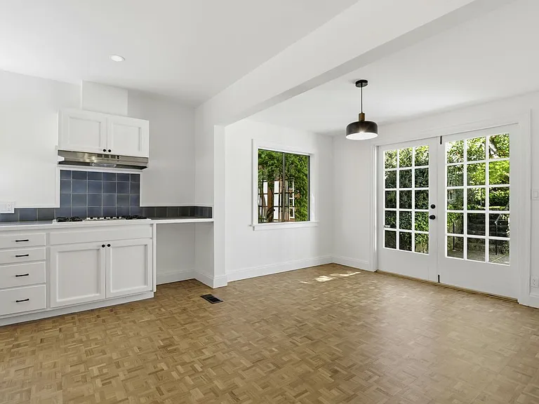 30 Walnut Ave — Photo 9