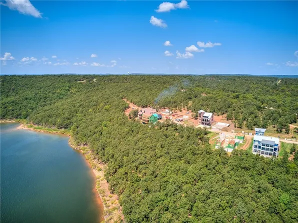 132 Lower Green Way #4, Eufaula, OK 74432