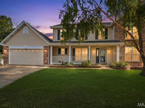 1014 Wake Ct, Wentzville, MO 63385