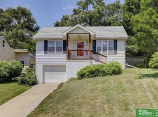 5638 Burdette St, Omaha, NE 68104