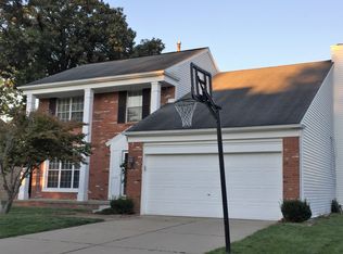 1034 Paddington Rd, Canton, MI 48187