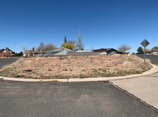1407 Smithson Dr, Holbrook, AZ 86025