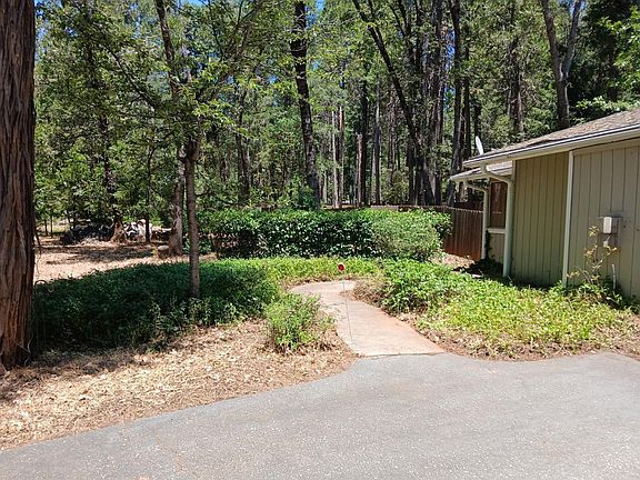 3rd image of 13015 Lee Ln