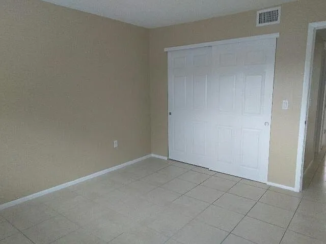 2 bed, 750 sqft, $1,900 — Photo 4