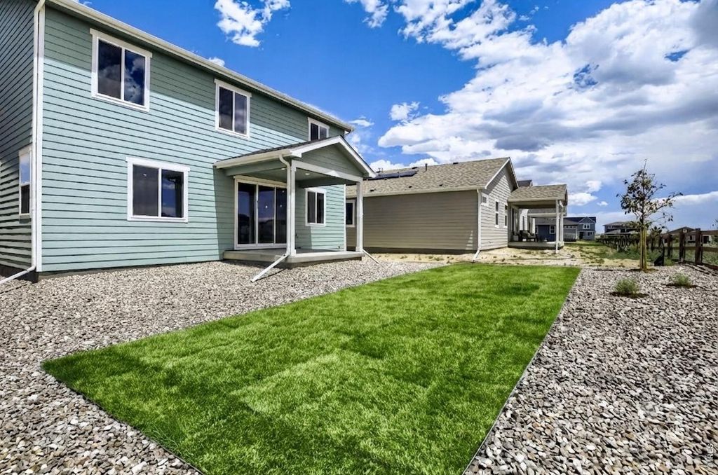 1827 Cord Grass Dr