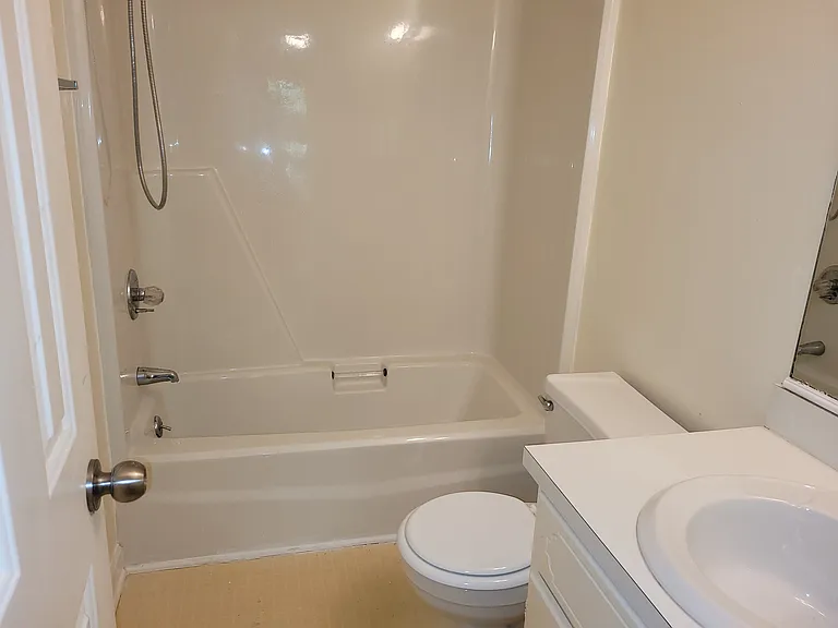4009 Omer Ln — Photo 22