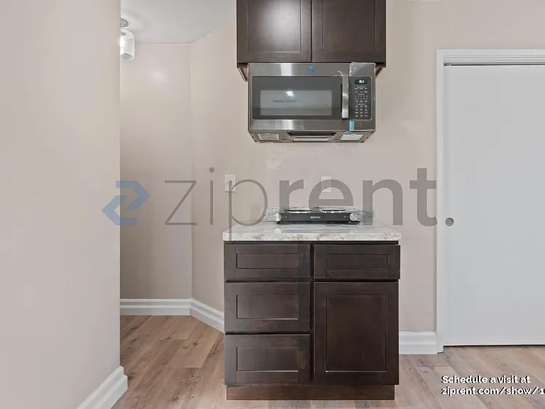 1729 Laine Ave #2 — Photo 10