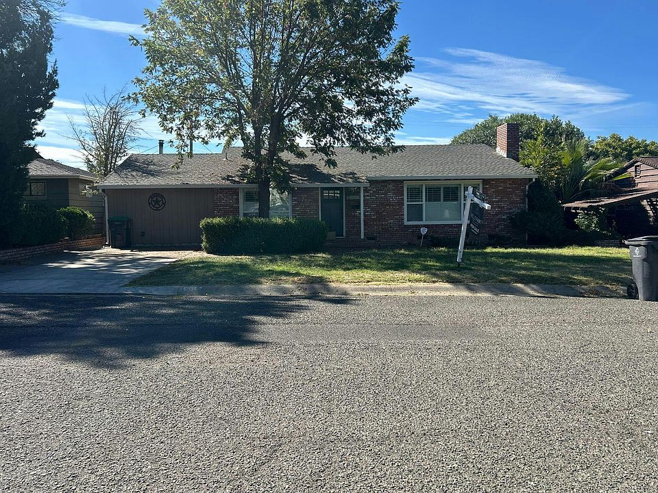 1st image of 216 Treasure Dr