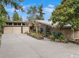 7640 NE 32nd Street, Medina, WA 98039