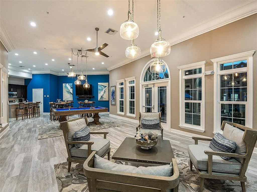 Fountain Villas — Photo 2