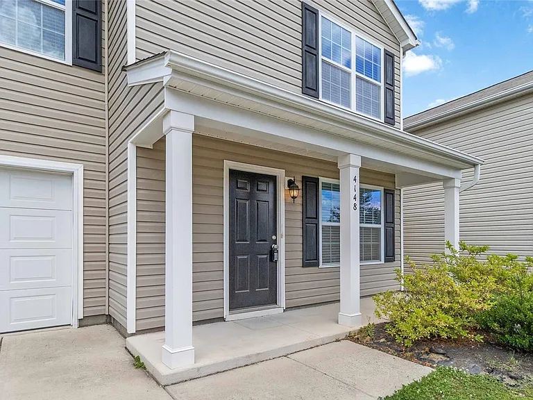 4148 Long Arrow Dr — Photo 2