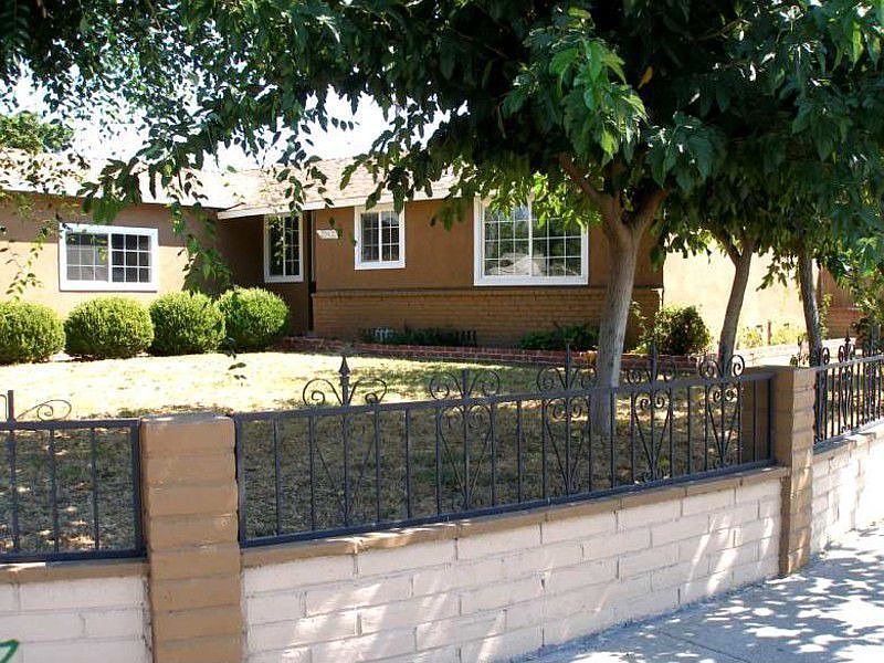 2nd image of 2802 Cornwall Dr