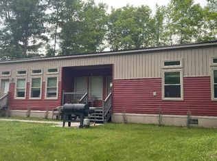 W7990 Herzog Rd, Iron Mountain, MI 49801
