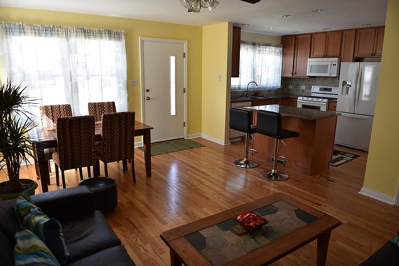 Wow! : Open concept design maximizing space and light.