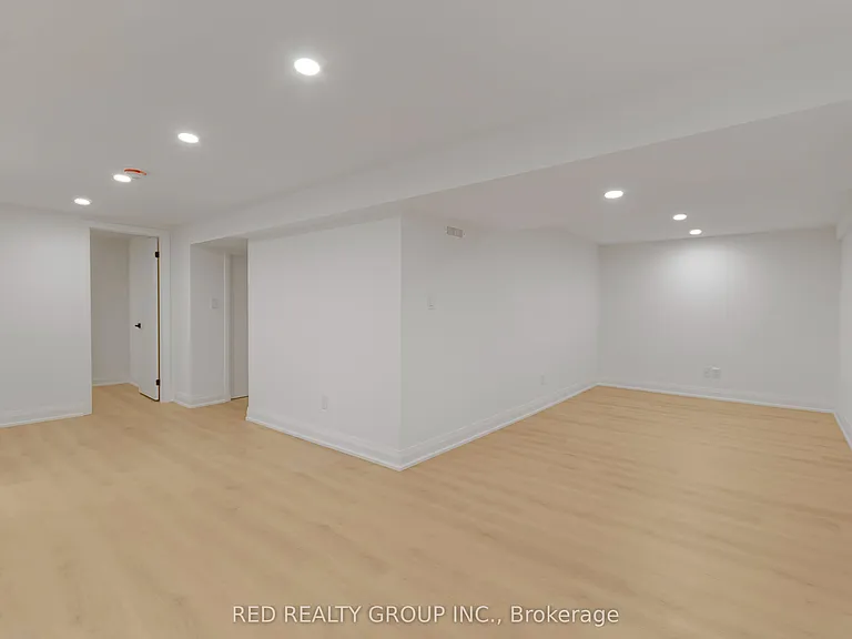156 Richard Clark Dr — Photo 14