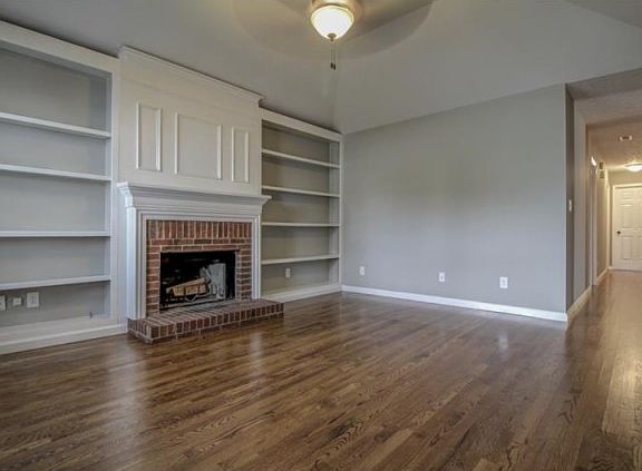 4th image of 1125 Birchwood Ln