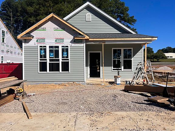 3rd image of 2614 Lukes Way