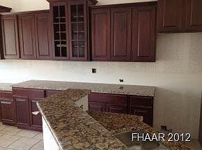 3rd image of 6803 Alvin Dr