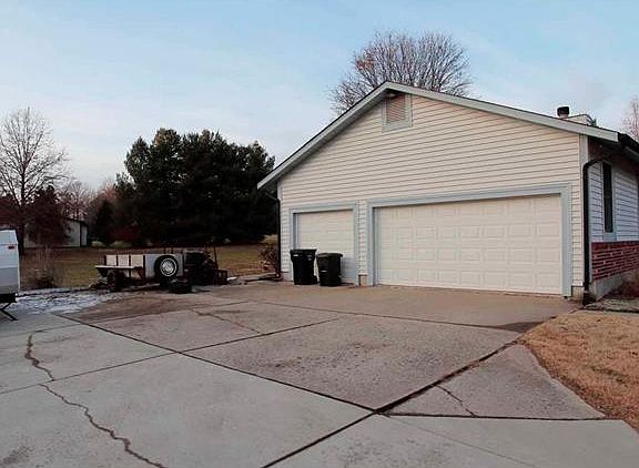 3rd image of 14915 Wehmer Estates Dr