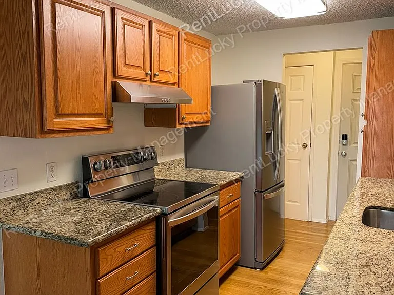 12510 NE 117th Pl #B3 — Photo 5