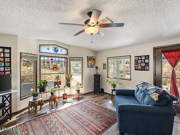 5th image of 2099 Hillside Loop Rd