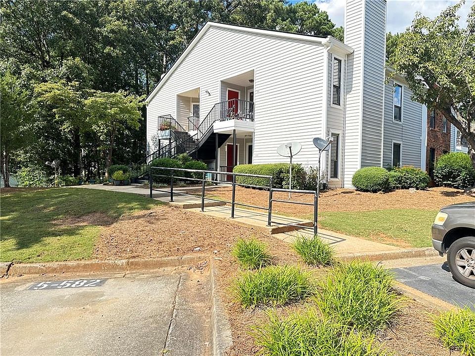 580 Windchase Ln, Stone Mountain, GA 30083 Zillow