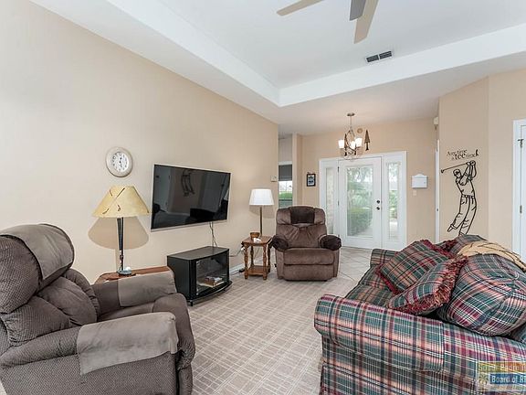 4th image of 14 Golf House Rd