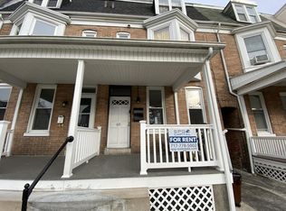 621 Jessop Pl APT A, York, PA 17401