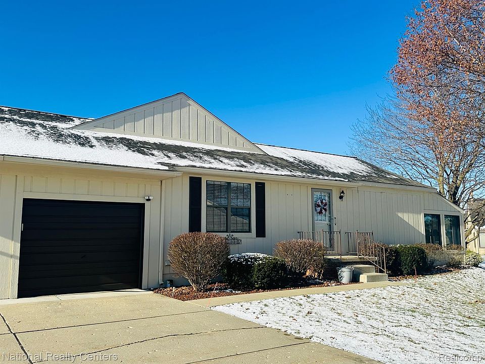 1st image of 12137 Lexington Dr #4
