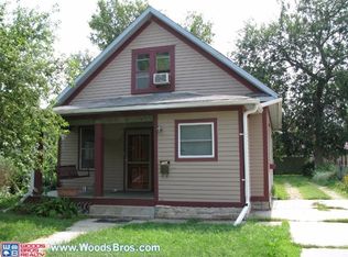 3071 S St, Lincoln, NE 68503