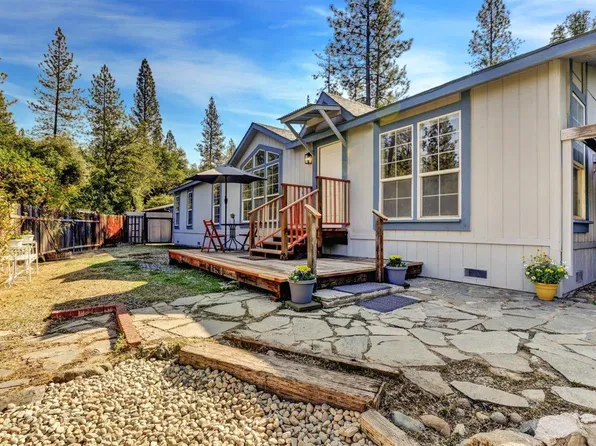 10485 Rex Reservoir Rd, Rough And Ready, CA 95975