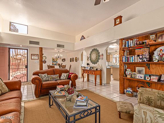 5th image of 33610 E Aster Ln