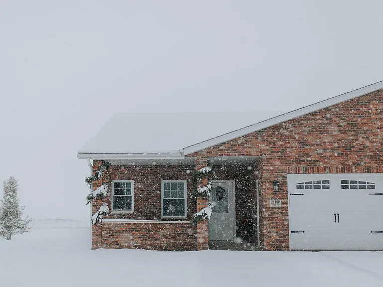 2118 Cody Dr #B — Photo 2