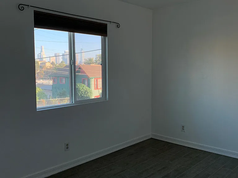 621 N Benton Way #5 — Photo 11