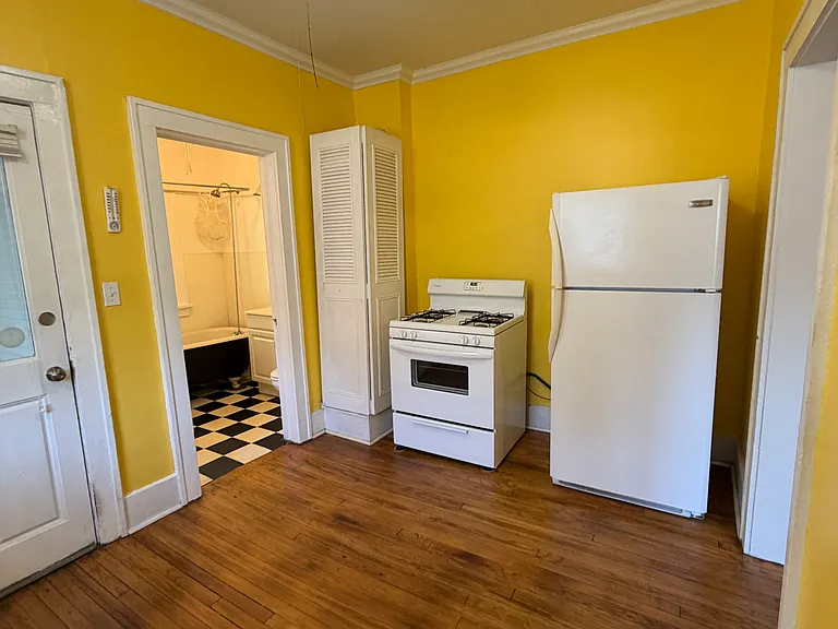 806 S Trenton Ave — Photo 7