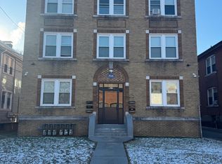 39-41 Clifford St #3E, Hartford, CT 06114