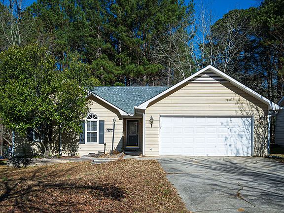 2nd image of 425 Cornwallis Way