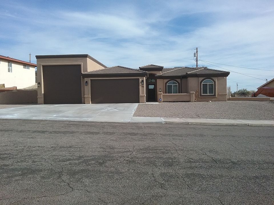 1st image of 3358 Newport Dr