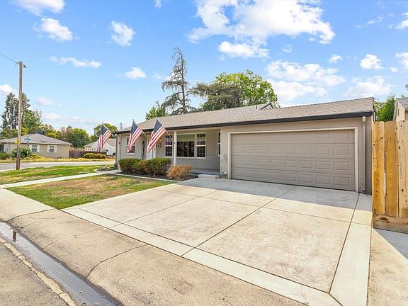 5th image of 3707 N Marine Ave
